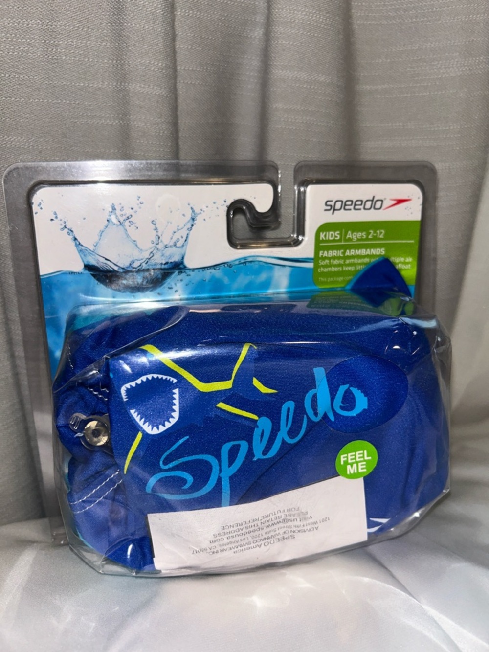 NEW! Comfortable!! Speedo- Kids swim fabric arm bands level 2 BLUE SHARK DESIGN